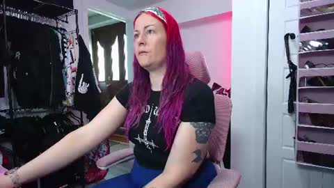 Genny Rock   and  online show from 06/19/26, 03:16