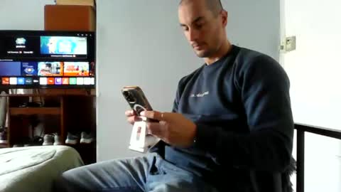 Snapshot of genraro69 chatting on 07/04/26, 06:58 Genaro online show from 07/04/26, 06:58