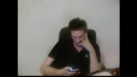 Snapshot of genryuusai88 chatting on 02/25/26, 07:01 Toni online show from 02/25/26, 07:01