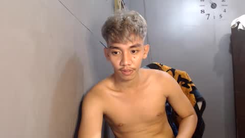 Snapshot of gentlemanlustx chatting on 06/06/26, 02:55 Rayl online show from 06/06/26, 02:55