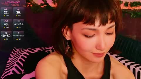 Snapshot of gentlemusee chatting on 06/18/26, 02:43 gentlemusee online show from 06/18/26, 02:43