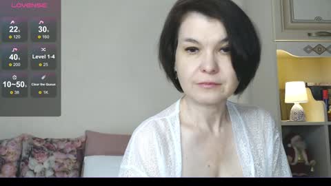 Snapshot of gentlywomen chatting on 12/08/24, 11:35 Elena online show from 12/08/24, 11:35