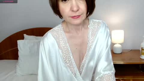 Snapshot of gentlywomen chatting on 03/14/26, 10:53 Elena online show from 03/14/26, 10:53