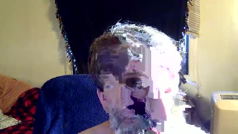 Snapshot of geoffbmn chatting on 09/27/25, 01:16 geoffbmn online show from 09/27/25, 01:16