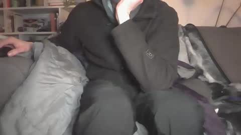 Snapshot of geon2xx chatting on 10/28/25, 12:36 Geon online show from 10/28/25, 12:36