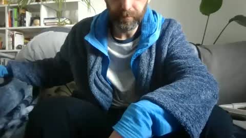 Snapshot of geon2xx chatting on 10/30/25, 11:33 Geon online show from 10/30/25, 11:33