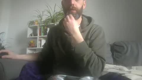 Snapshot of geon2xx chatting on 11/10/25, 12:26 Geon online show from 11/10/25, 12:26