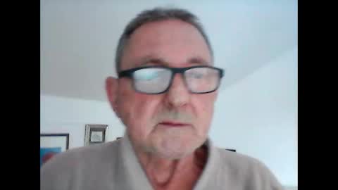 Snapshot of georg1412 chatting on 03/26/26, 03:06 georg1412 online show from 03/26/26, 03:06