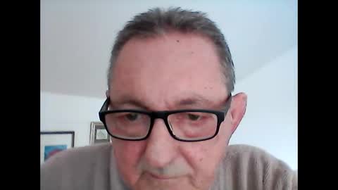 Snapshot of georg1412 chatting on 04/02/26, 09:40 georg1412 online show from 04/02/26, 09:40