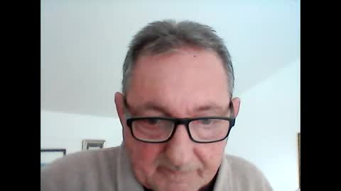 Snapshot of georg1412 chatting on 04/21/26, 09:48 georg1412 online show from 04/21/26, 09:48