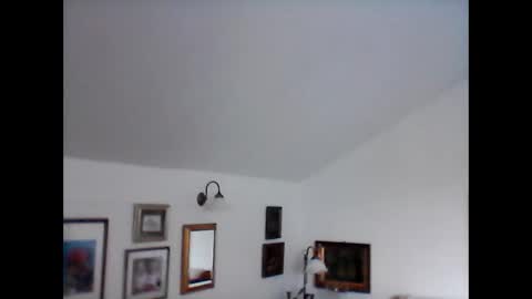 Snapshot of georg1412 chatting on 05/08/26, 04:23 georg1412 online show from 05/08/26, 04:23