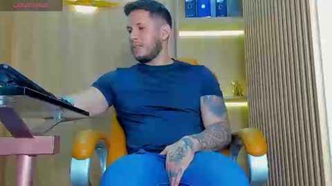 George online show from 09/08/25, 10:31