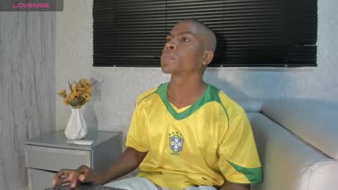 G E O R G E online show from 10/01/25, 02:50