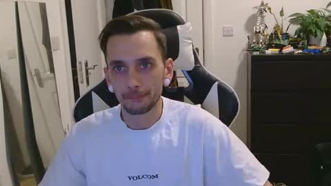 georgek0011 online show from 04/02/26, 10:40