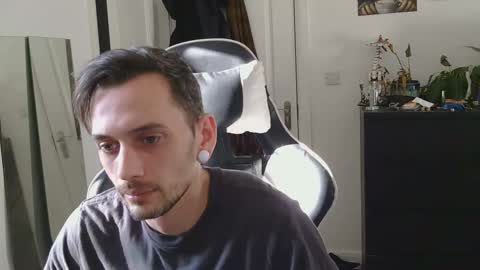 georgek0011 online show from 04/06/26, 05:03