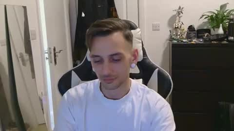 georgek0011 online show from 05/06/26, 10:26