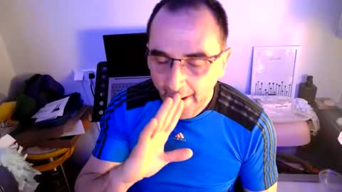 Snapshot of georgempt chatting on 02/14/25, 01:23 georgempt online show from 02/14/25, 01:23