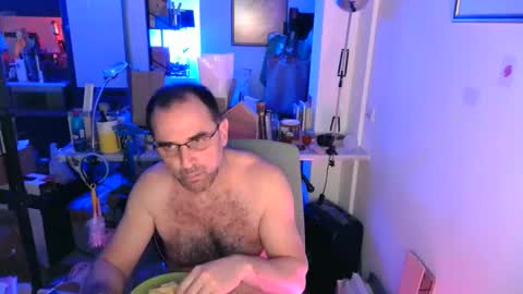 Snapshot of georgempt chatting on 02/19/25, 02:34 georgempt online show from 02/19/25, 02:34