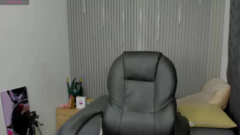 Snapshot of georgesmith_1 chatting on 06/02/26, 04:47 GEORGE online show from 06/02/26, 04:47