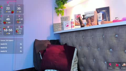 Snapshot of georgina_coule chatting on 02/05/25, 06:15 Georgina Coule online show from 02/05/25, 06:15