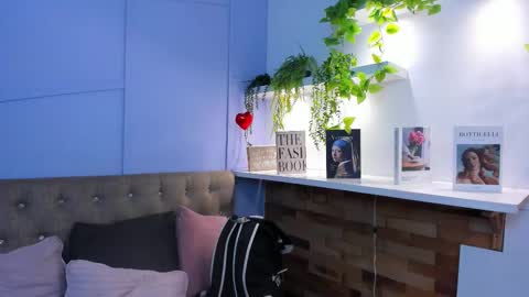 Snapshot of georgina_coule chatting on 01/07/26, 12:18 Georgina Coule online show from 01/07/26, 12:18