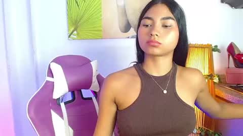 Snapshot of georgina_lulu chatting on 02/01/25, 01:34 georgina_lulu online show from 02/01/25, 01:34