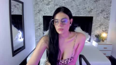 georginaa_cooper online show from 09/12/25, 07:25