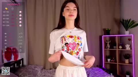 Snapshot of georginaarness chatting on 02/15/25, 02:44 Georgina online show from 02/15/25, 02:44