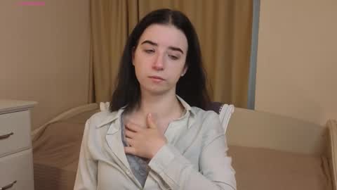 My name is Kelly online show from 10/16/25, 04:13