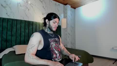 Georgios Makris online show from 12/14/25, 03:23