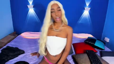 Georgina  online show from 02/28/25, 08:50