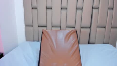 Georgina  online show from 12/16/25, 08:47