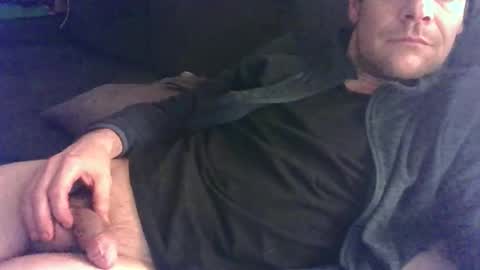 Snapshot of german33bi chatting on 11/27/25, 02:13 German33FFM1 online show from 11/27/25, 02:13