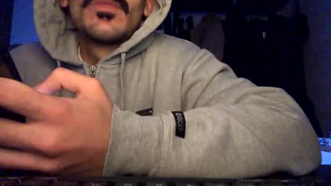 Snapshot of germanlatino02 chatting on 12/15/25, 07:40 teo online show from 12/15/25, 07:40