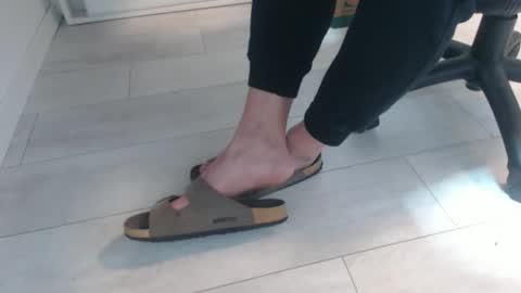 GermanSoleBro online show from 02/18/26, 07:48