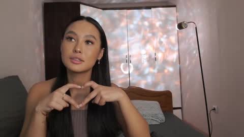 Snapshot of germiona_shine chatting on 02/14/25, 08:21 Germiona online show from 02/14/25, 08:21