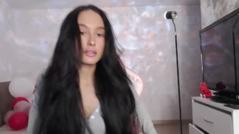 Snapshot of germiona_shine chatting on 04/10/26, 01:11 Germiona online show from 04/10/26, 01:11