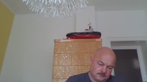 Snapshot of gernelecker chatting on 05/31/26, 09:27 gernelecker online show from 05/31/26, 09:27
