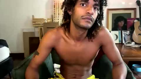 Snapshot of gerson229 chatting on 03/13/26, 01:18 gerson229 online show from 03/13/26, 01:18