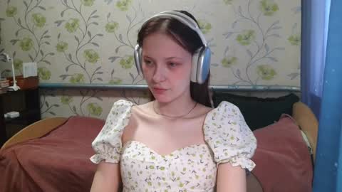 Snapshot of gertrudhore chatting on 05/31/26, 10:55 Anna online show from 05/31/26, 10:55
