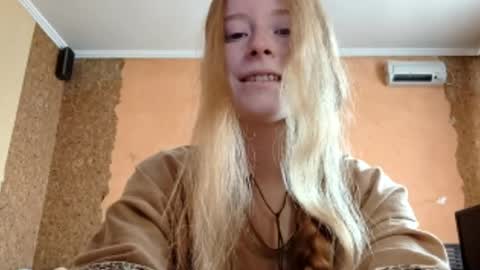 Kate online show from 04/28/26, 02:10