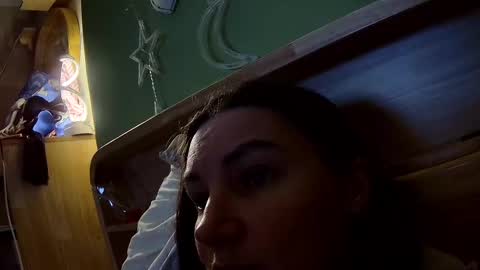 Snapshot of gessifossa chatting on 03/01/25, 08:31 Anna online show from 03/01/25, 08:31