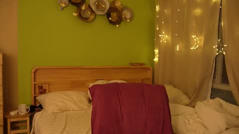 Snapshot of gessifossa chatting on 09/13/25, 01:00 Anna online show from 09/13/25, 01:00