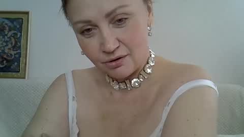 Snapshot of gessy_angel chatting on 03/27/26, 08:26 gessy_angel online show from 03/27/26, 08:26