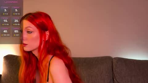 Snapshot of gethigh_ chatting on 11/17/25, 04:51 Liz and Mark online show from 11/17/25, 04:51