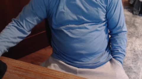 Snapshot of gethoggy chatting on 12/31/24, 08:34 gethoggy online show from 12/31/24, 08:34