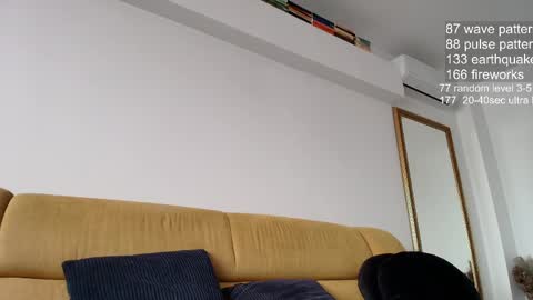 Snapshot of getlust chatting on 04/02/26, 10:02 Brad online show from 04/02/26, 10:02