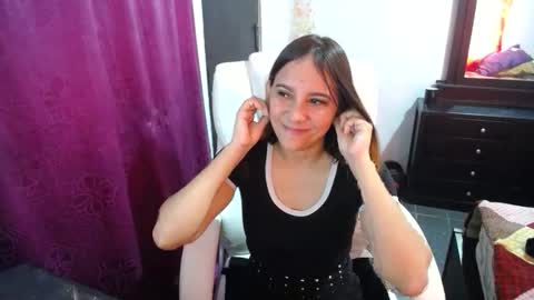 Snapshot of ggemas chatting on 05/17/26, 01:40 ggemas online show from 05/17/26, 01:40