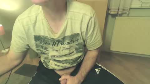 Snapshot of gh1969 chatting on 11/19/25, 06:30 gh1969 online show from 11/19/25, 06:30