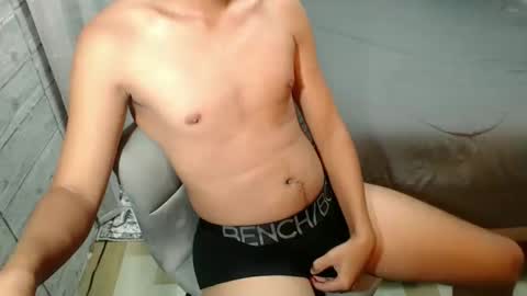 ghian18 online show from 05/11/26, 07:11